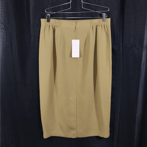 NWT! MILANO! STUNNING CELERY GREEN BERIBBONED & BEADED 3 PC SUIT SET! SZ 16 - Picture 10 of 16